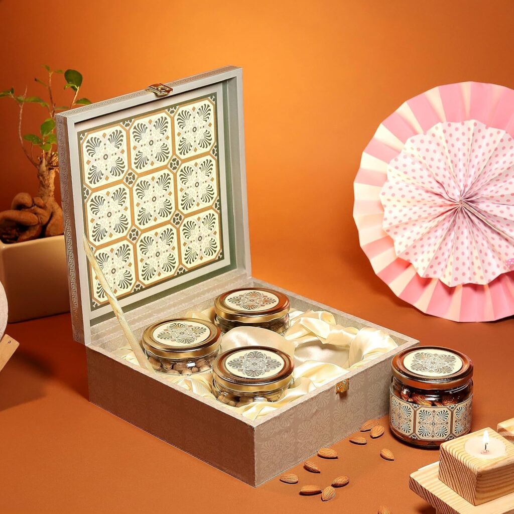 SoNature Handmade Dry Fruit Premium Gift Box | Premium Gift Hamper | 100% Natural 600 Grams Assorted Pack of Almond, Cashew, Pistachios & Raisin | Diwali Dry Fruit Gift Box